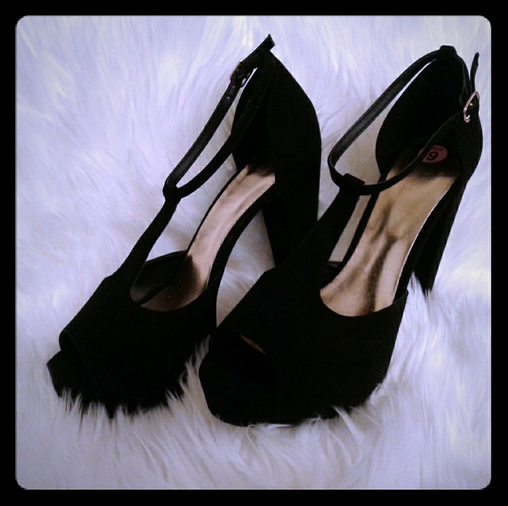 Black Peep Toe Platform Heels